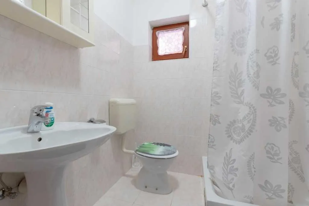 Apartman Mica Valbandon